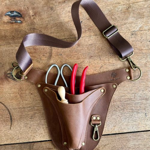 ultimate leather garden tool belt holder extra rivet reinforced master gardener designed 838952